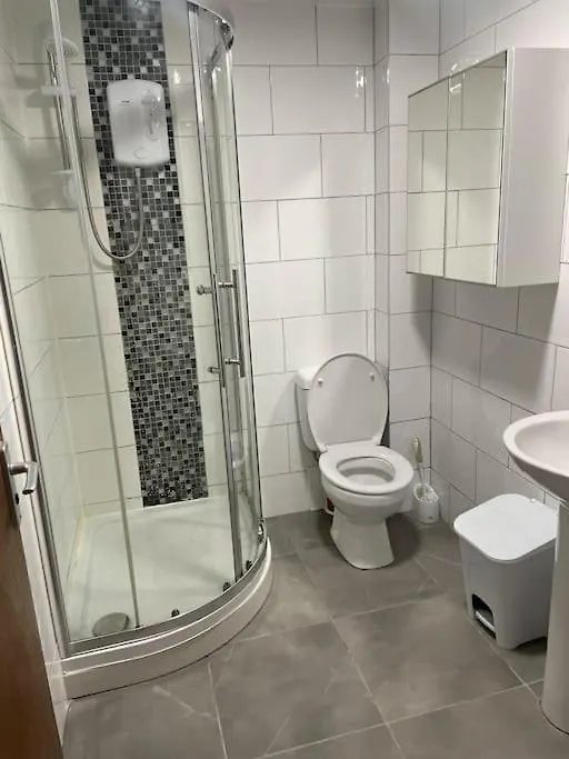One Bedroom Apartment In Cardiff City Centre